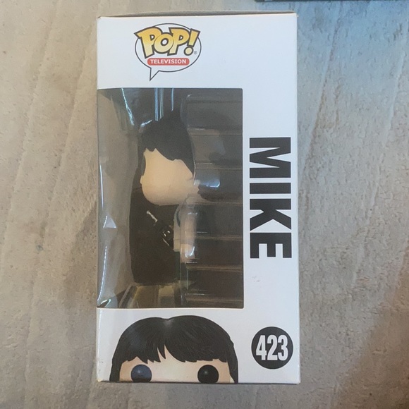 Stranger Things - Picture 2 of 4